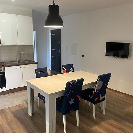 Apartmani Bm Biograd Na Moru Exteriör bild