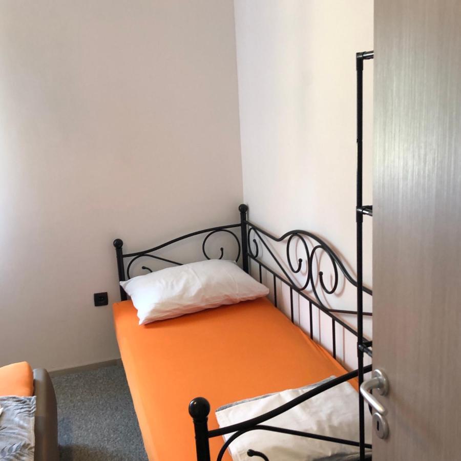 Apartmani Bm Biograd Na Moru Exteriör bild