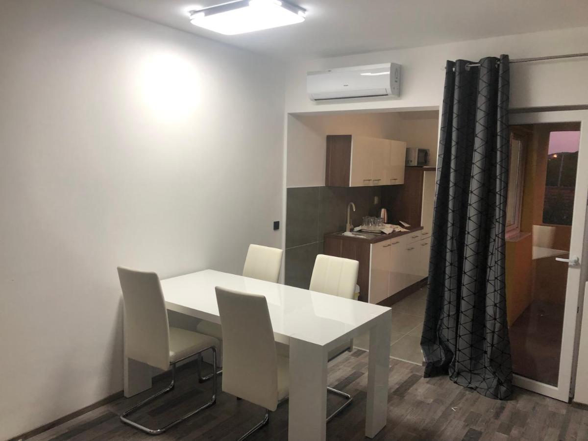 Apartmani Bm Biograd Na Moru Exteriör bild