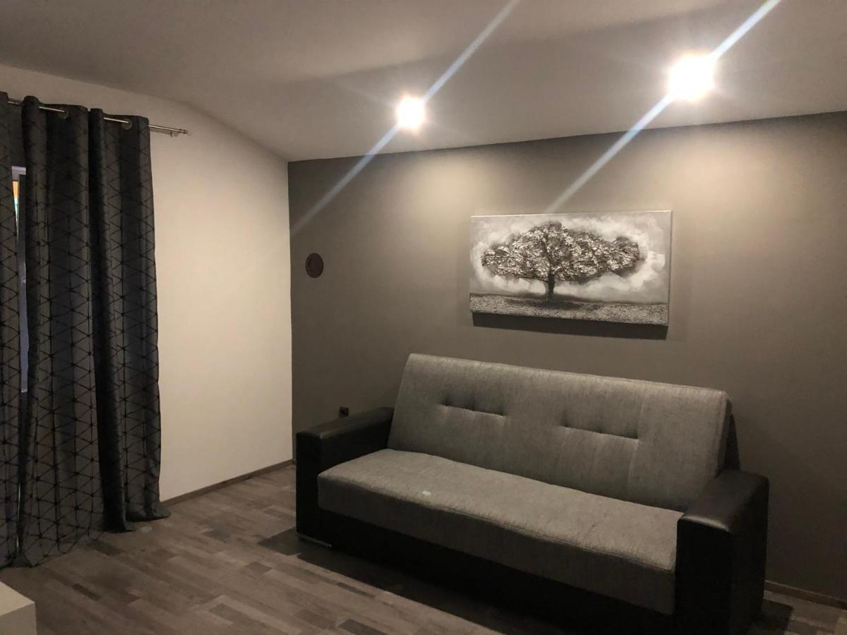 Apartmani Bm Biograd Na Moru Exteriör bild